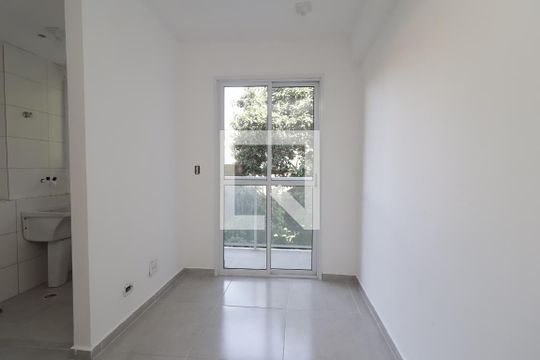Apartamento para alugar com 2 quartos, 39m² em Itaquera, São Paulo