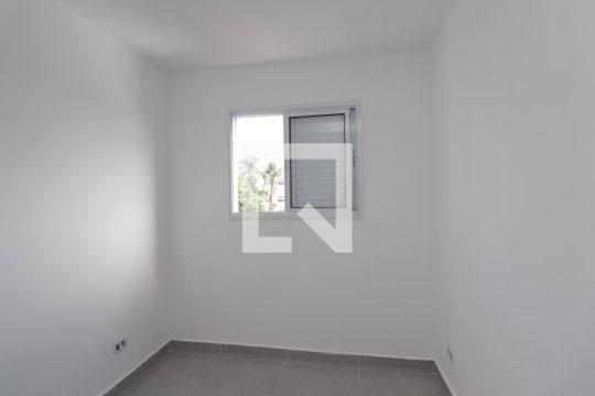 Quarto 1 de apartamento para alugar com 2 quartos, 39m² em Itaquera, São Paulo