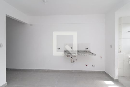 Sala/Cozinha de apartamento para alugar com 2 quartos, 37m² em Itaquera, São Paulo