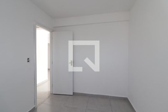 Quarto 1 de apartamento para alugar com 2 quartos, 37m² em Itaquera, São Paulo