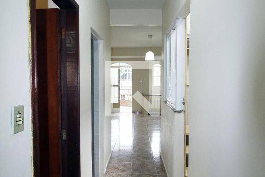 Sala - Corredor de casa à venda com 2 quartos, 65m² em Penha, Rio de Janeiro