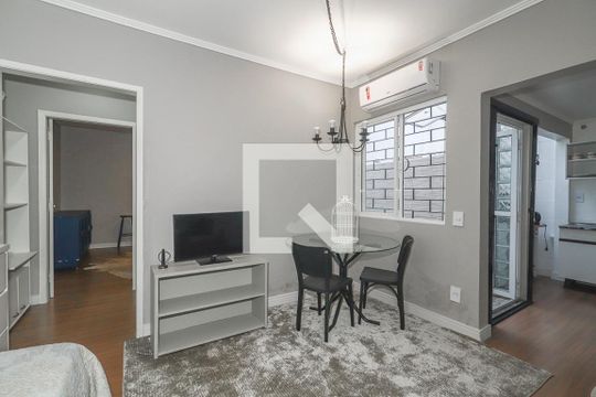 Apartamento à venda com 1 quarto, 45m² em Bela Vista, Porto Alegre