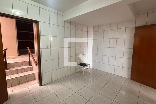 Cozinha de casa à venda com 3 quartos, 420m² em Jardim Sao Luiz, São Paulo