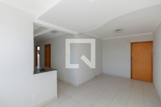 Apartamento à venda com 3 quartos, 68m² em Planalto, Belo Horizonte