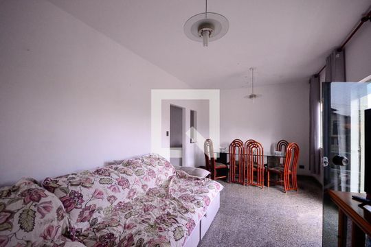 Casa para alugar com 4 quartos, 385m² em Vila Brasilio Machado, São Paulo