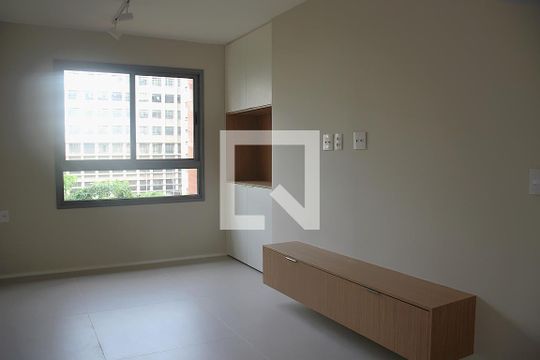 Sala de apartamento à venda com 2 quartos, 61m² em Cerqueira César, São Paulo