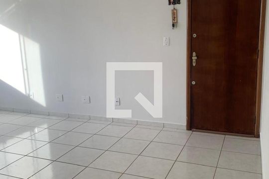 Sala de apartamento para alugar com 3 quartos, 96m² em Jardim América, Goiânia