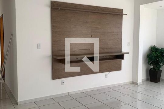 Sala de apartamento para alugar com 3 quartos, 96m² em Jardim América, Goiânia