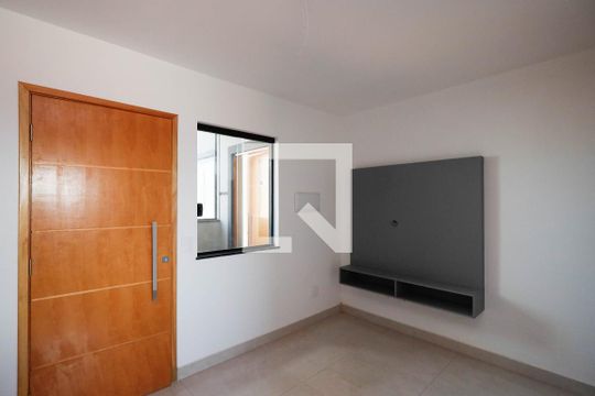 Sala / Cozinha de apartamento para alugar com 1 quarto, 28m² em Vila Gustavo, São Paulo