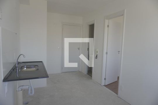 Apartamento à venda com 1 quarto, 24m² em Guaianases, São Paulo