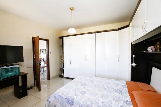 Casa à venda com 4 quartos, 530m² em Vila Ermelinda, Belo Horizonte