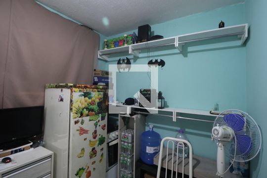 Quarto 2 de apartamento à venda com 2 quartos, 50m² em Guajuviras, Canoas