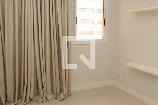 Suíte 1 de apartamento para alugar com 4 quartos, 167m² em Jardim Goiás, Goiânia