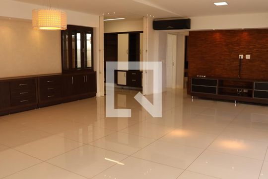 Sala de TV de apartamento para alugar com 4 quartos, 167m² em Jardim Goiás, Goiânia
