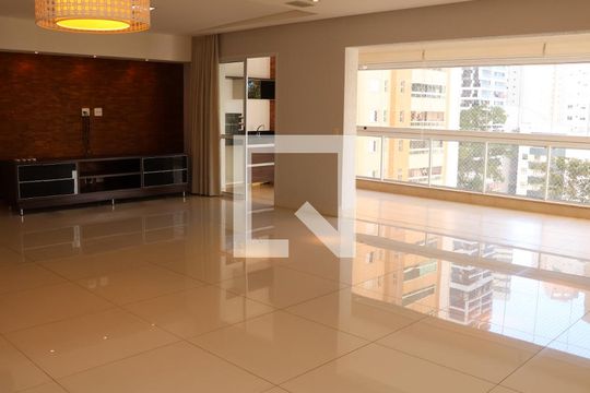 Apartamento à venda com 4 quartos, 167m² em Jardim Goiás, Goiânia