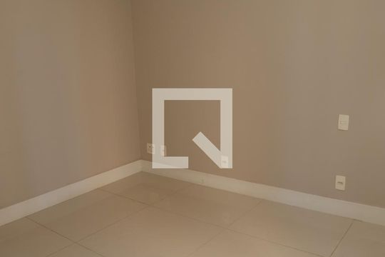 Suíte 1 de apartamento para alugar com 4 quartos, 167m² em Jardim Goiás, Goiânia