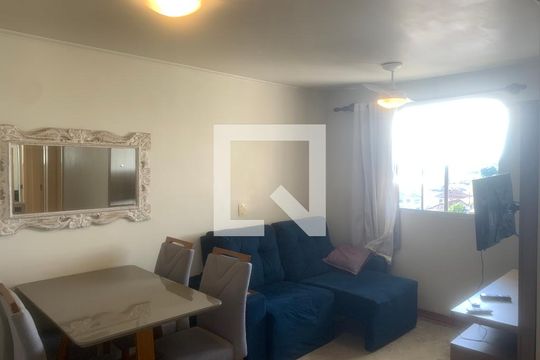 Sala  de apartamento para alugar com 2 quartos, 47m² em Sarandi, Porto Alegre