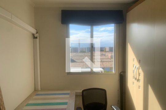 Quarto 2 de apartamento para alugar com 2 quartos, 47m² em Sarandi, Porto Alegre