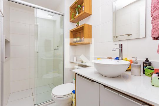 Banheiro Social de apartamento para alugar com 2 quartos, 66m² em Ipiranga, São Paulo