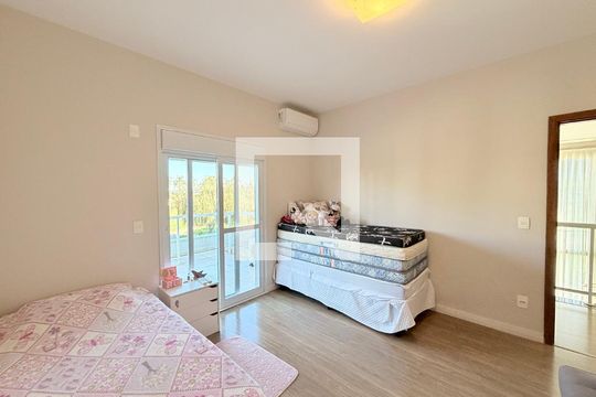 Suíte 1 de casa de condomínio à venda com 3 quartos, 340m² em Medeiros, Jundiaí