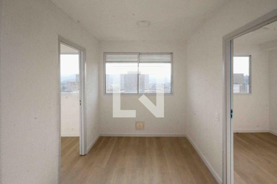 Sala de apartamento para alugar com 2 quartos, 32m² em Parque São Lourenço, São Paulo