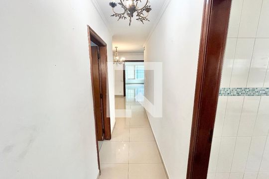 Corredor de casa para alugar com 4 quartos, 534m² em Jardim Sao Paulo(zona Norte), São Paulo