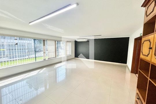 Sala de casa para alugar com 4 quartos, 534m² em Jardim Sao Paulo(zona Norte), São Paulo