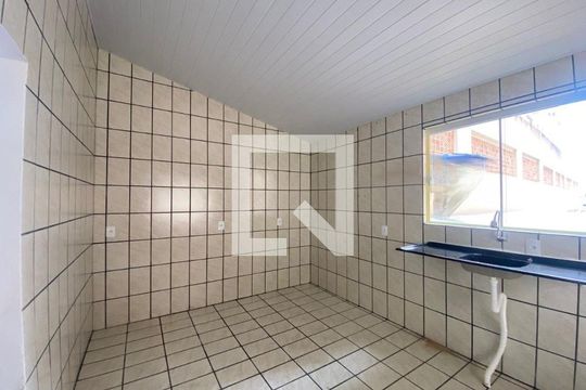 Sala/cozinha de casa para alugar com 2 quartos, 82m² em Centro, Florianópolis