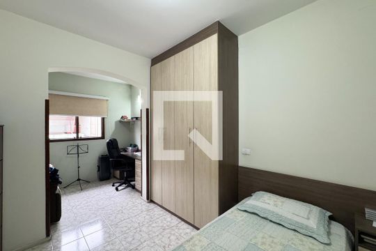 Quarto 1 de casa à venda com 3 quartos, 276m² em Ferrazópolis, São Bernardo do Campo