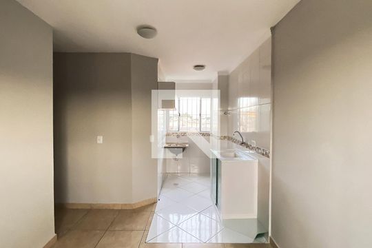 Apartamento para alugar com 2 quartos, 37m² em Parque Cisper, São Paulo