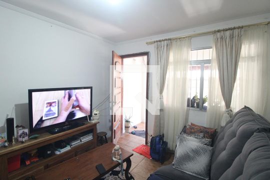 Casa à venda com 3 quartos, 103m² em Jardim Floresta, São Paulo
