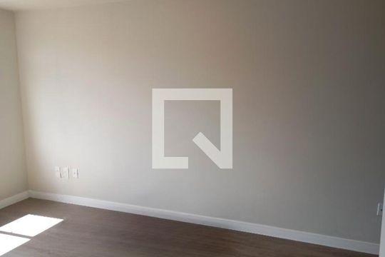 Quarto 1 de apartamento para alugar com 2 quartos, 53m² em Menino Deus, Porto Alegre