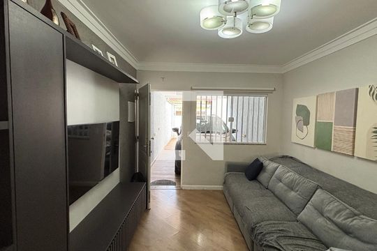 Sala de casa à venda com 2 quartos, 105m² em Campestre, Santo André