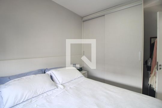 Quarto 1 de apartamento para alugar com 2 quartos, 34m² em Jurubatuba, São Paulo