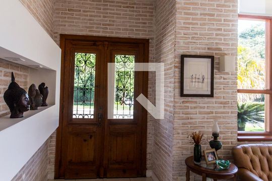 Entrada de casa de condomínio à venda com 4 quartos, 700m² em Alphaville, Santana de Parnaíba