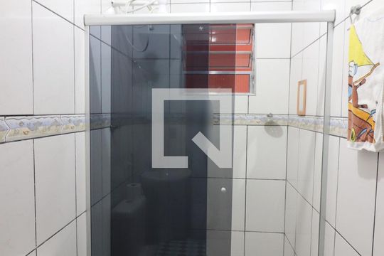 Banheiro Social de casa à venda com 3 quartos, 204m² em Vila Kiko, São Bernardo do Campo