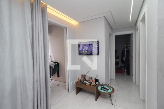 Apartamento à venda com 3 quartos, 47m² em Artur Alvim, São Paulo