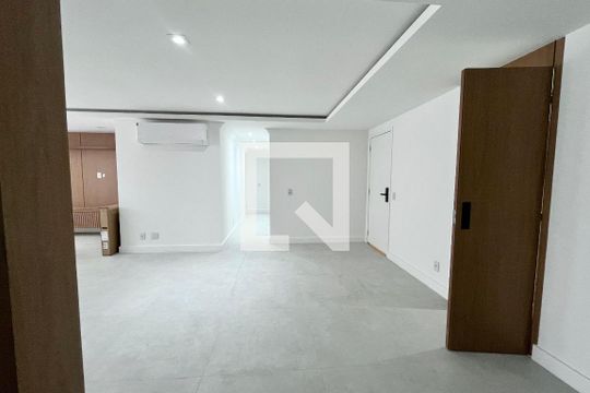 Sala  de apartamento à venda com 2 quartos, 146m² em Lagoa, Rio de Janeiro