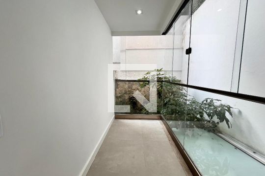 Sala de apartamento à venda com 2 quartos, 146m² em Lagoa, Rio de Janeiro
