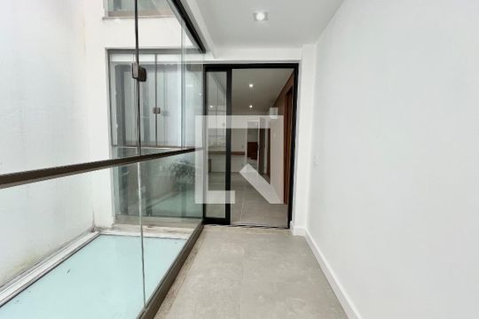 Suite  de apartamento à venda com 2 quartos, 146m² em Lagoa, Rio de Janeiro