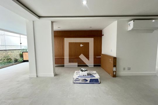 Sala  de apartamento à venda com 2 quartos, 146m² em Lagoa, Rio de Janeiro