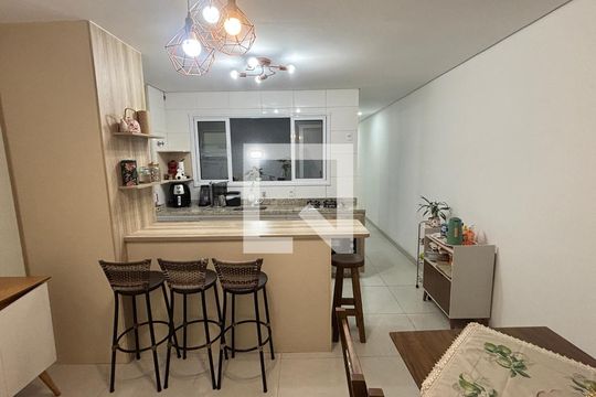 Sala - Cozinha de apartamento à venda com 2 quartos, 60m² em Vila Pires, Santo André