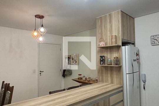 Sala - Cozinha de apartamento à venda com 2 quartos, 60m² em Vila Pires, Santo André