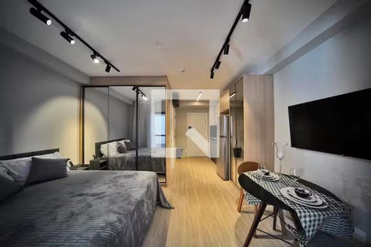 Sala/Quarto de apartamento para alugar com 1 quarto, 28m² em Brooklin, São Paulo