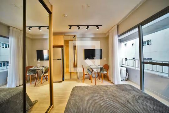 Sala/Quarto de apartamento para alugar com 1 quarto, 28m² em Brooklin, São Paulo