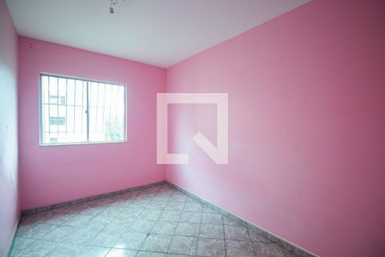 Quarto 2 de apartamento para alugar com 2 quartos, 45m² em Colubandê, São Gonçalo