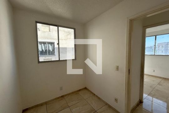 Quarto 1 de apartamento para alugar com 3 quartos, 55m² em Pavuna, Nilópolis