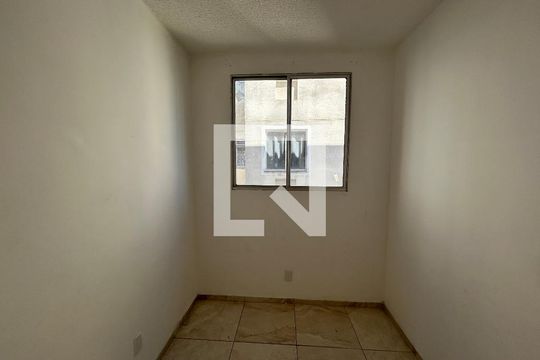 Quarto 1 de apartamento para alugar com 3 quartos, 55m² em Pavuna, Nilópolis