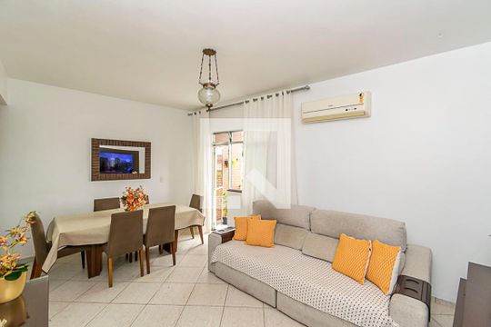 Apartamento à venda com 2 quartos, 85m² em Irajá, Rio de Janeiro