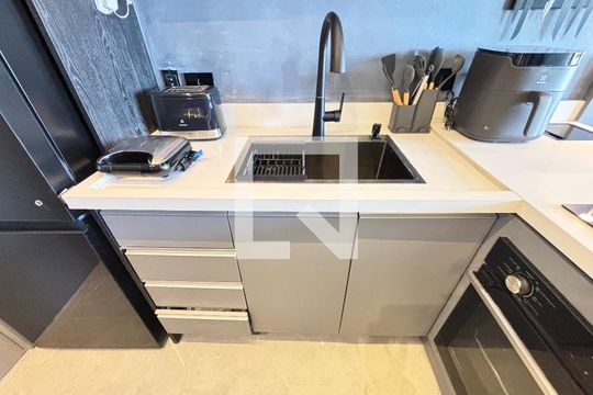Studio de kitnet/studio à venda com 1 quarto, 25m² em Vila Olímpia, São Paulo